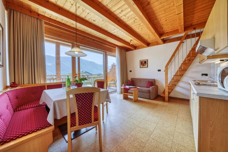2 Bedrooms Apartment