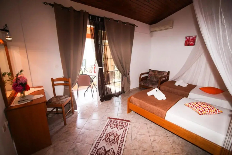 Mary Apartments Dassia