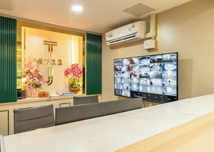 Tj 4711 Residence
