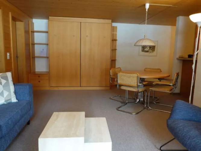 Kronenplatz 4 - INH 28223