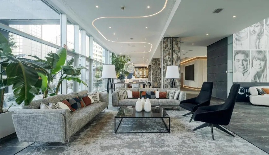 Hotel ILUNION Atrium photo 18