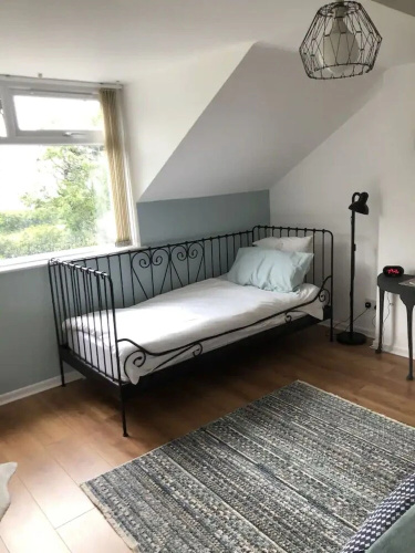 Impeccable 3-bed Apartment in Belfast
