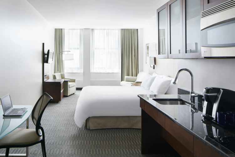 Club Quarters Hotel Wacker At Michigan photo 6