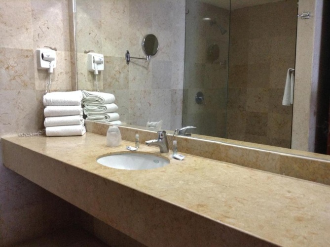1 Bedroom Suite