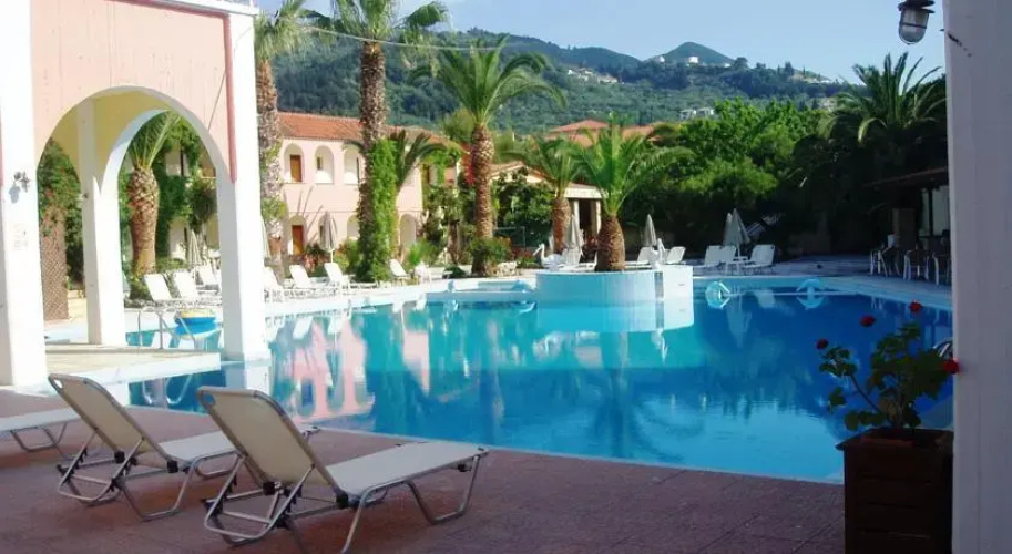 Hotel Papillon 1
