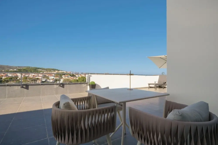 Deluxe Double room with balcony and with sea view