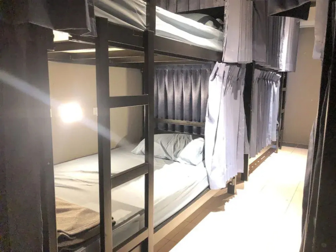 B168 Bed And More Hostel