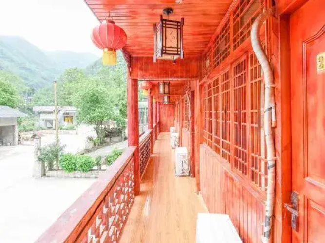 Shanshuping Hotel