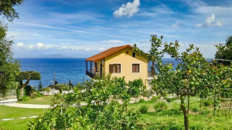 Eleni's Apartments & Studios 1