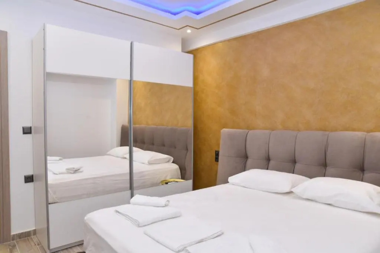 La Perla Apartment 2