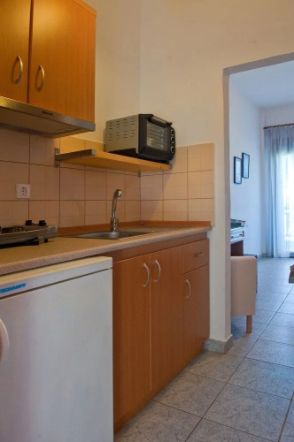 Kamares House Apartments & Studios
