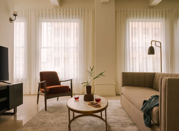 2 Bedrooms Quadruple Apartment with city view