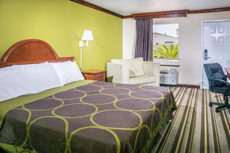 Standard room