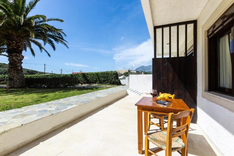 Studio with balcony and with sea view
