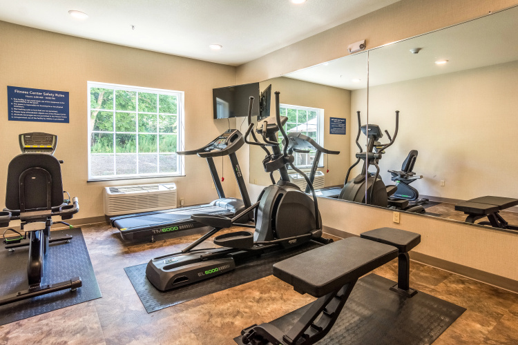Cobblestone Hotel & Suites - Greenville photo 17