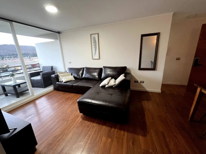 3 Bedrooms Apartment