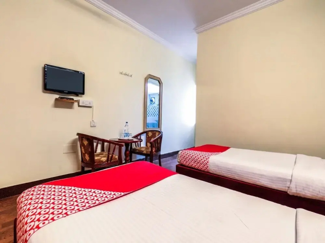 Royal Suite by OYO Rooms
