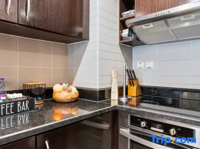 1BR Anantara Palm Private Beach