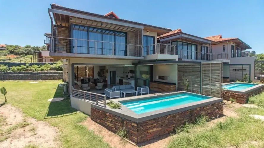 3 Bedrooms Villa