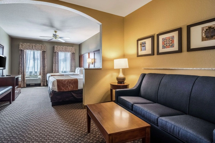 Quadruple Suite
