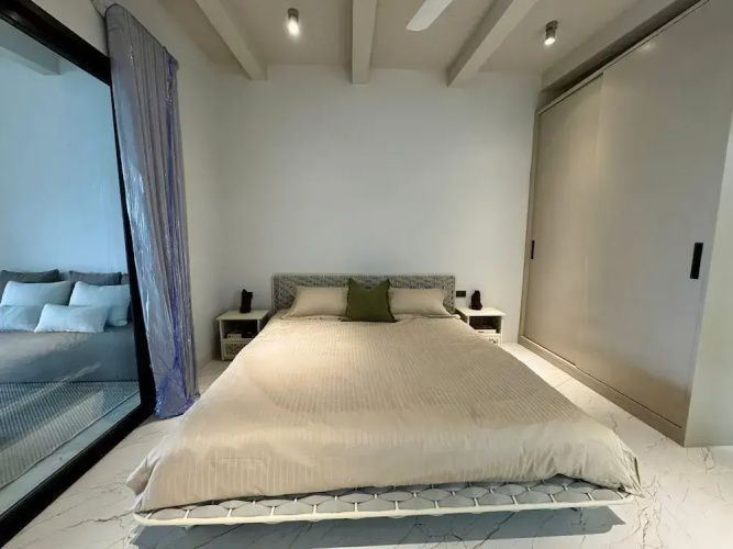 Beachside Residence