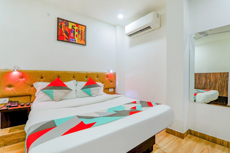 FabHotel The Mall Inn