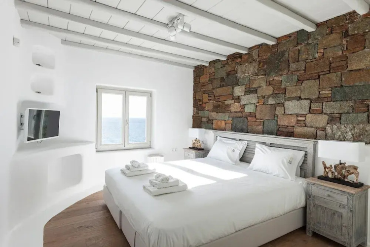 Amorous Luxury Villa