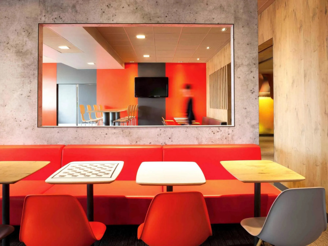 ibis Pau Lescar