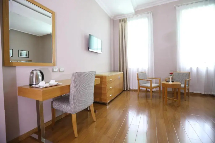 New Day Hotel