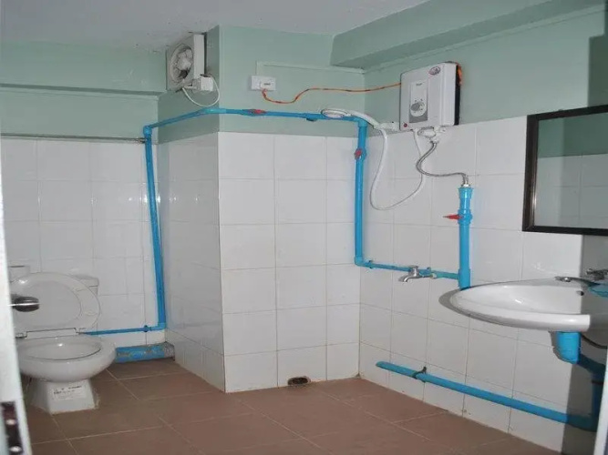 Royal Toe Hotel