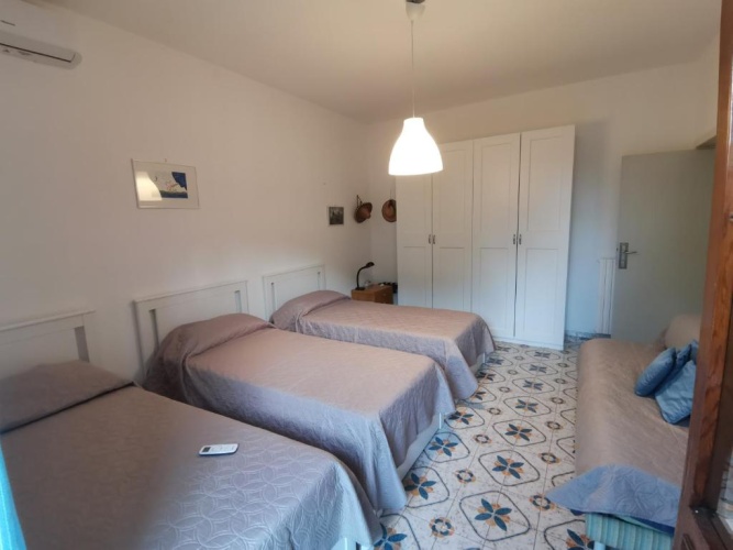 3 Bedrooms Cottage
