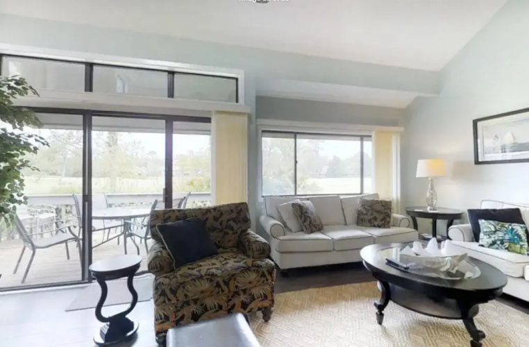 280 Turnberry Village