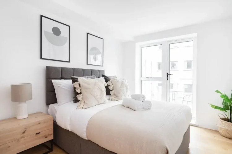 Fitzrovia 1BR with Balcony by Soho