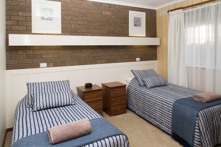 Sandpiper Apartments