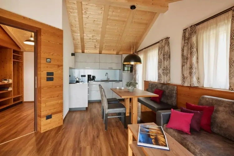 1 Bedroom Apartment with balcony