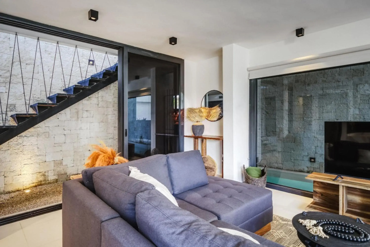 Modern 2BDR with Private Pool, Freestanding Bathtub and Views