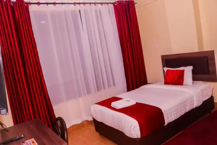 Sakina Hotel & Restaurant