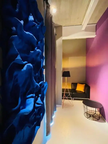 Guestroom by "FARBGESTALT"