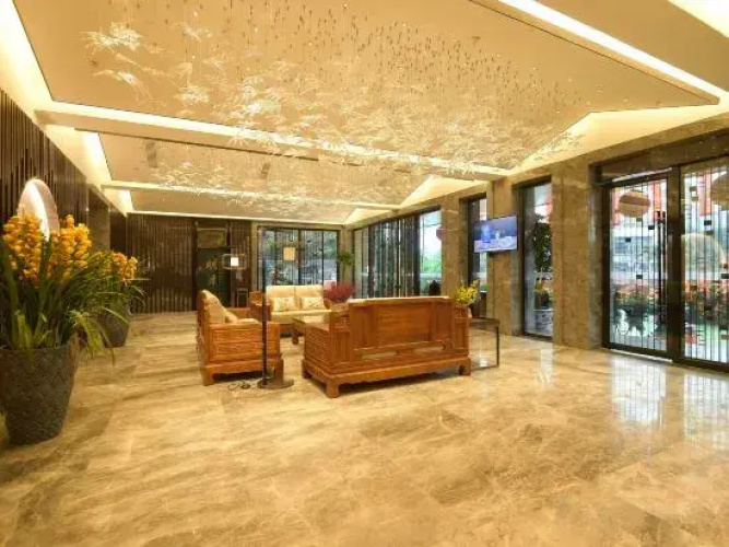 Mingyue Hotel