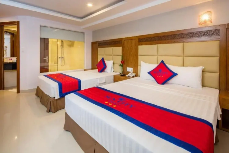 Superior Triple room