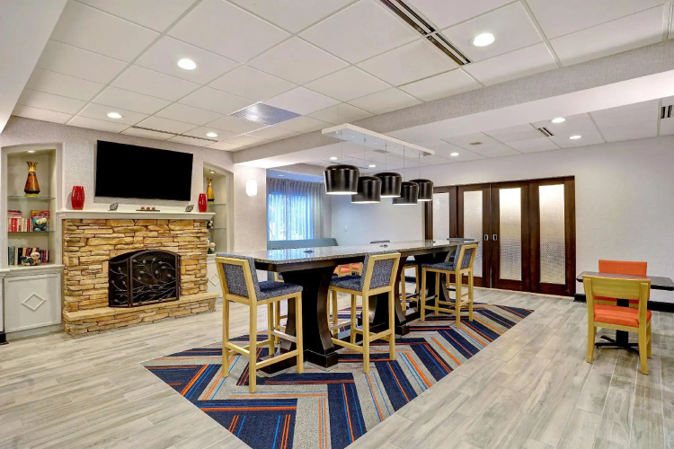 Hampton Inn Cortland
