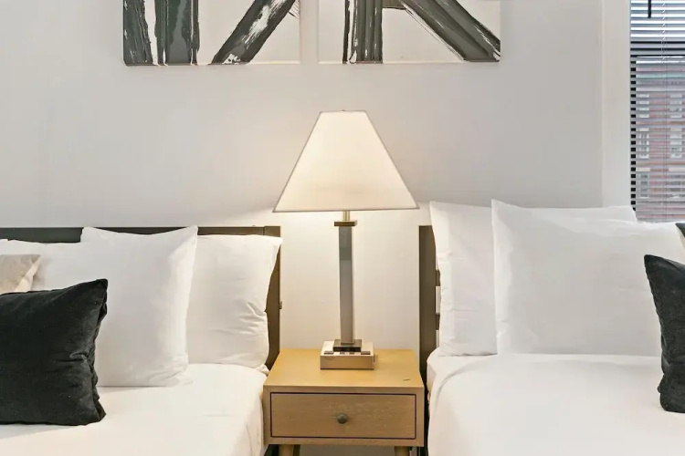 1BR Unit - Belmont J3