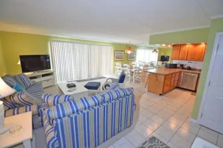 Diamond Beach 403