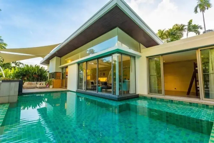 FullLuxuryTopOfTheRangeGreatLocationv128