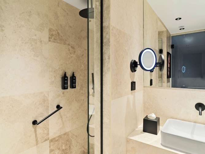 Nyx Hotel Limassol By Leonardo Hotels photo 16