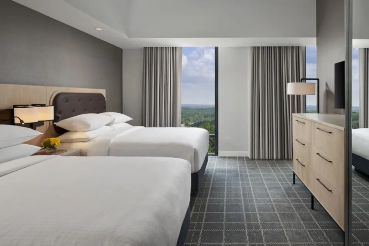 Quadruple Junior Suite