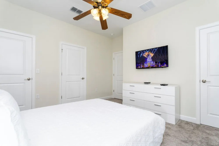 Gorgeous 4Bd w Pool Champions Gate 1196