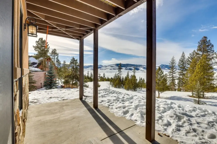 ~ 3 Mi to Granby Ranch: Spacious Cabin Home!