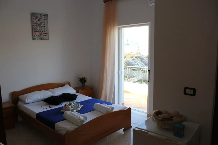 Hotel Holiday