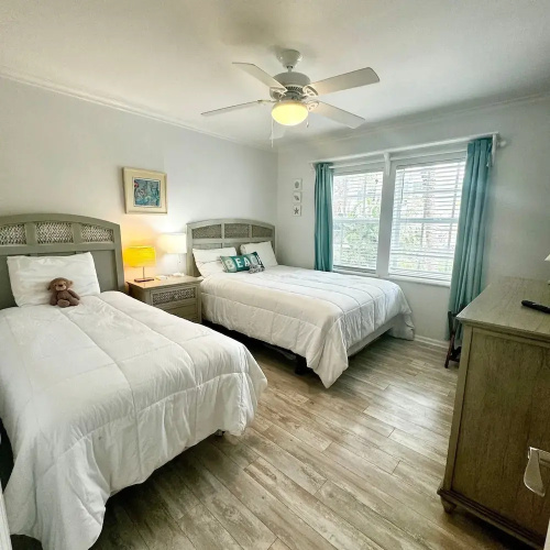Beach Two Bedroom Villa by Redawning